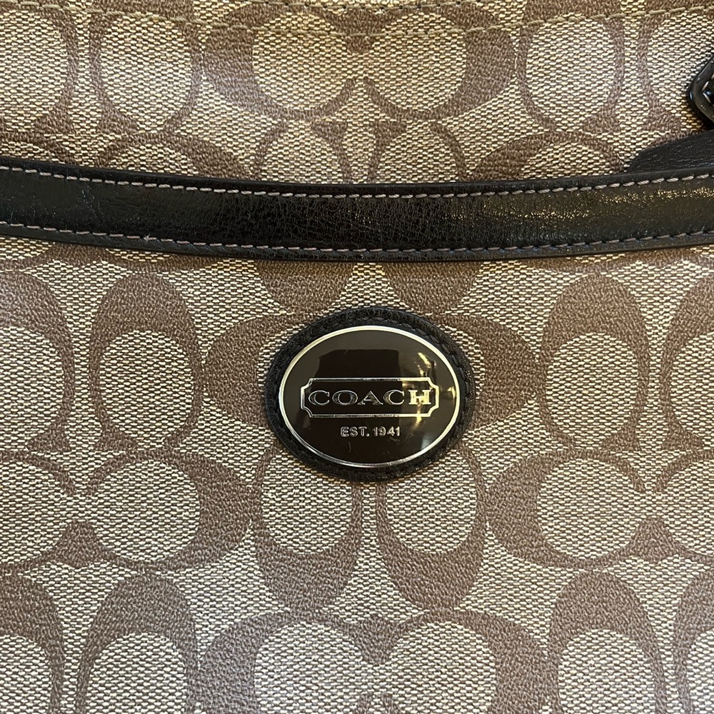 Coach Purse - Picture 2 of 4